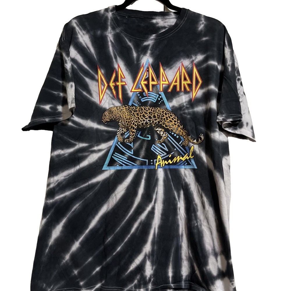 NWOT Def Leppard Black and White Tie-Dye Tee Size LG